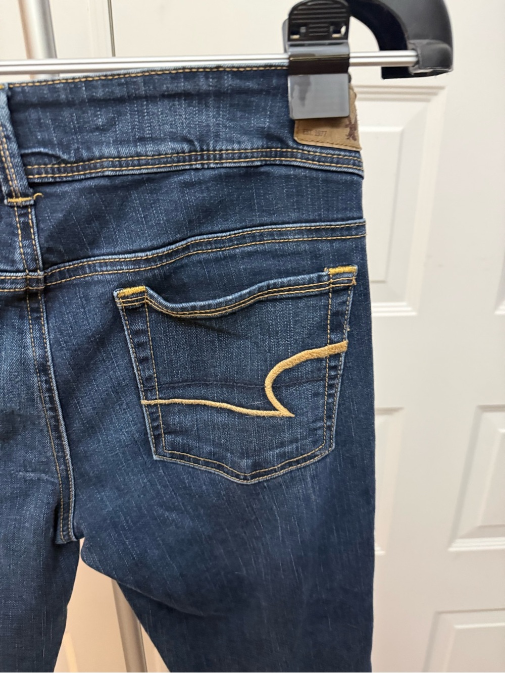 American Eagle Outfitters Women’s Bootcut Jeans - Dark Blue Wash - Picture 5 of 8